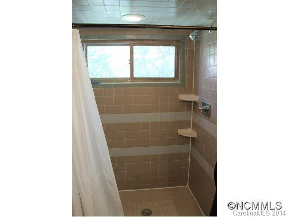 49 Plymouth Circle - Photo 13