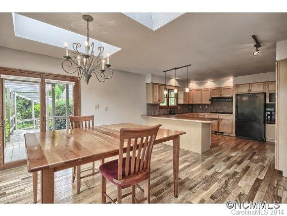 444 Delind Drive - Photo 5