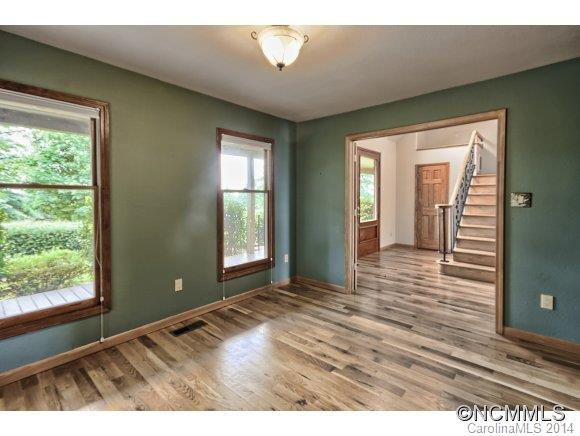 444 Delind Drive - Photo 9