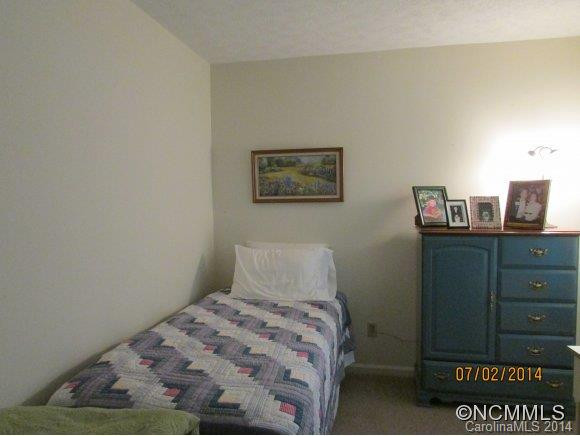 900 Greenwood Drive - Photo 14