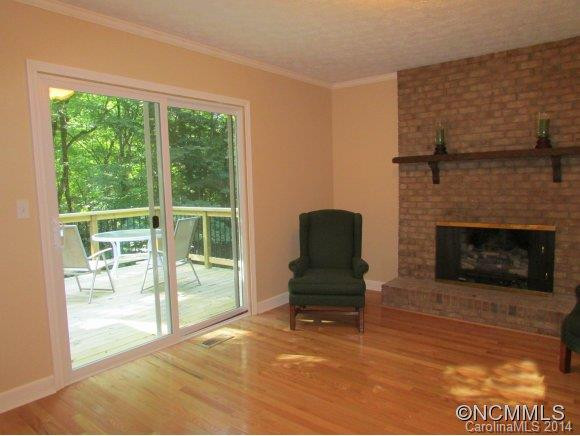 900 Greenwood Drive - Photo 10