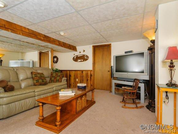 42 Evelake Drive - Photo 14