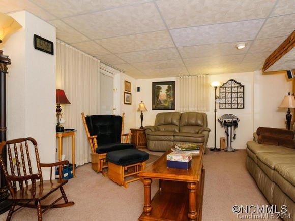 42 Evelake Drive - Photo 15