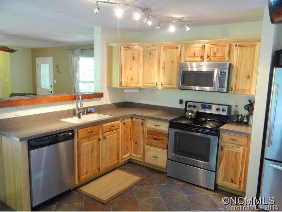 222 Sugar Creek Road - Photo 2