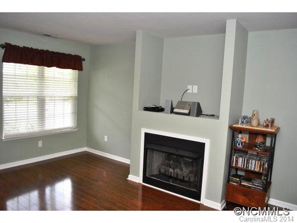 57 Lanceford Circle - Photo 2