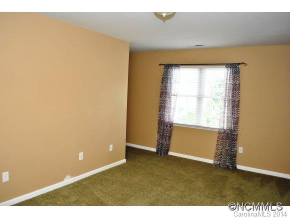 57 Lanceford Circle - Photo 14
