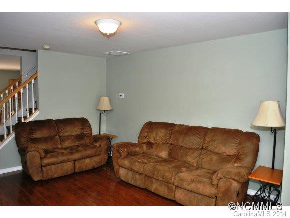 57 Lanceford Circle - Photo 3