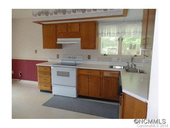 112 Deerlake Dr - Photo 12