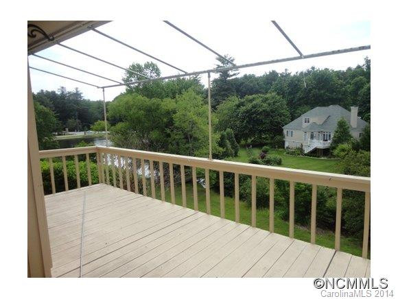 112 Deerlake Dr - Photo 14