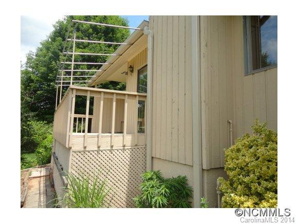112 Deerlake Dr - Photo 4
