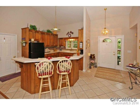 327 Junaluska Oaks - Photo 7