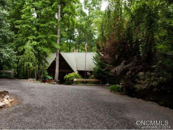 384 LAKEWOOD DRIVE - Photo 2