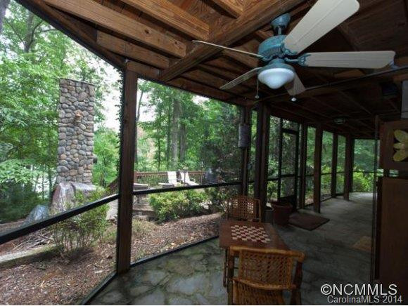 384 LAKEWOOD DRIVE - Photo 18