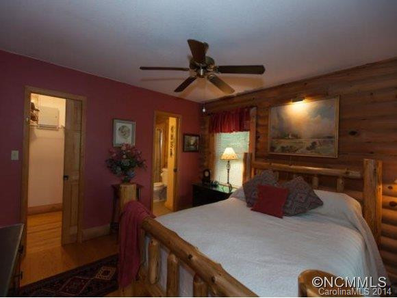 384 LAKEWOOD DRIVE - Photo 10