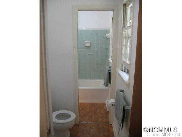 217 Richmond Hill Drive - Photo 12