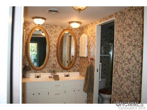 1 lakemoor Lane - Photo 7