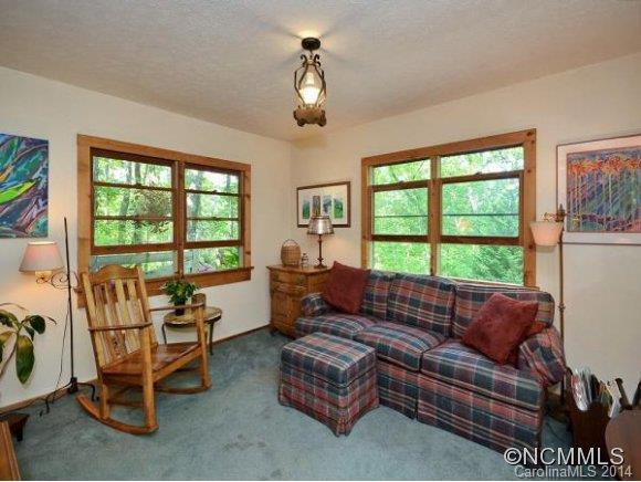 194 BEAR CREEK DR - Photo 12