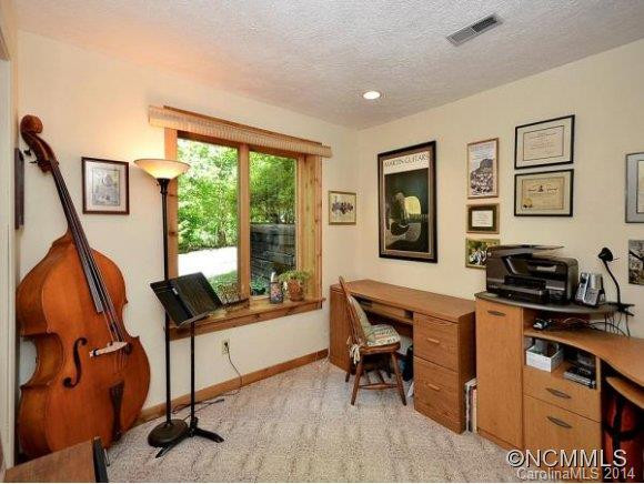 194 BEAR CREEK DR - Photo 20