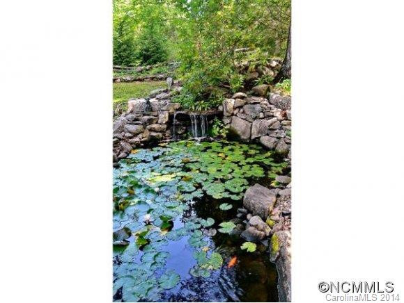 194 BEAR CREEK DR - Photo 4