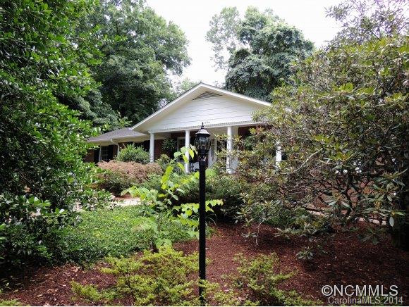 1236 Everette Place - Photo 2