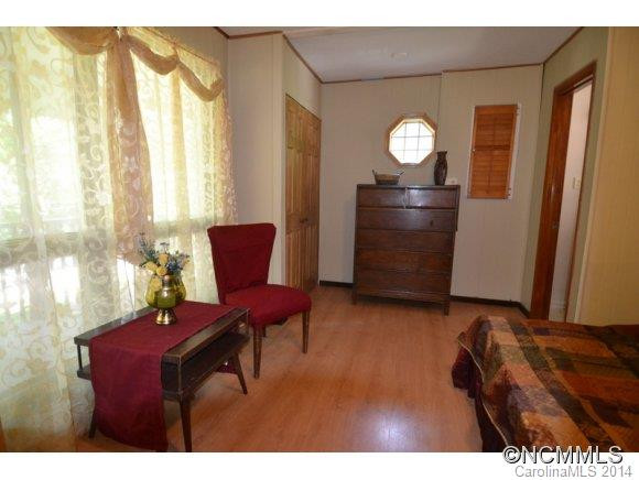 11 Holcombe - Photo 8