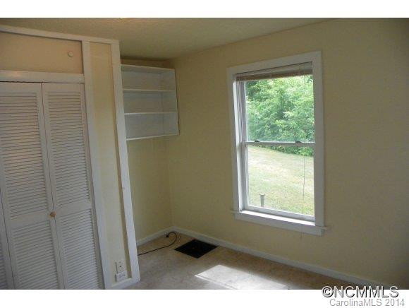152 Mimosa Drive - Photo 12