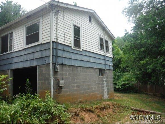 82 Springbrook Road - Photo 2