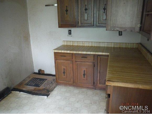 82 Springbrook Road - Photo 9