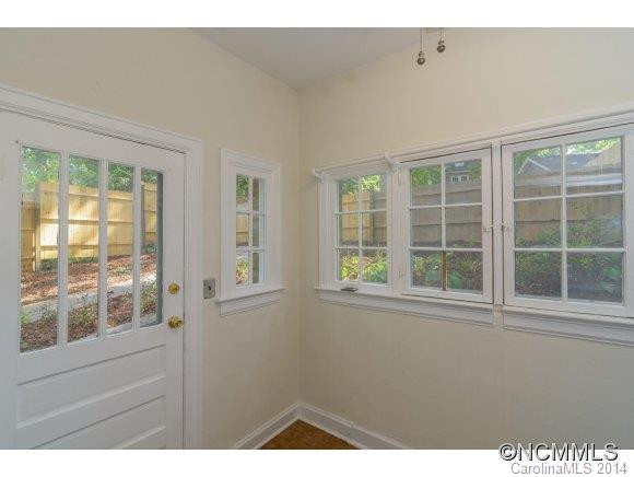 203 Westover Drive - Photo 11