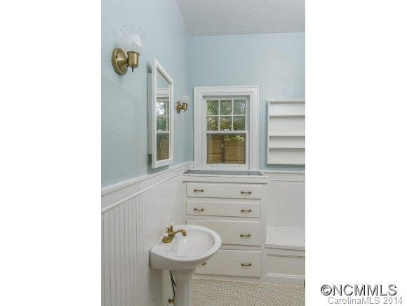 203 Westover Drive - Photo 14