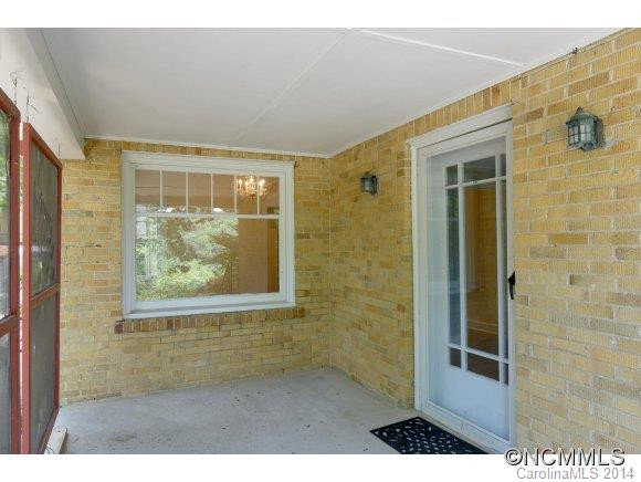 203 Westover Drive - Photo 3