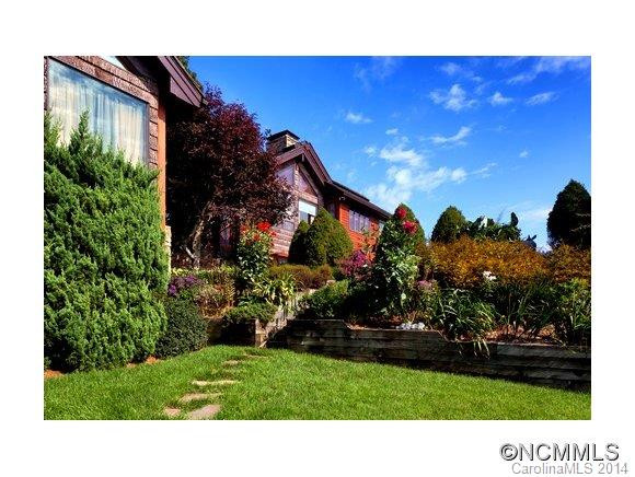 10 Beaverbrook Court - Photo 2