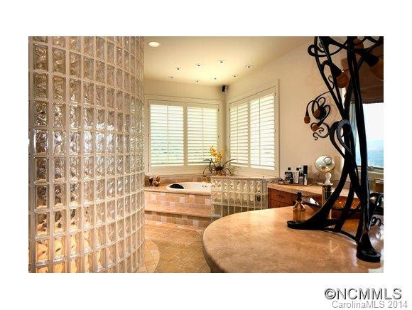 10 Beaverbrook Court - Photo 16
