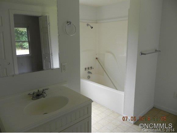 120 Newline Road - Photo 11