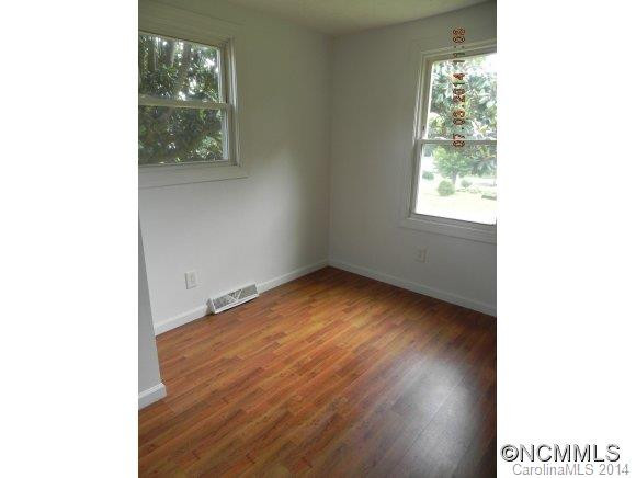 120 Newline Road - Photo 7