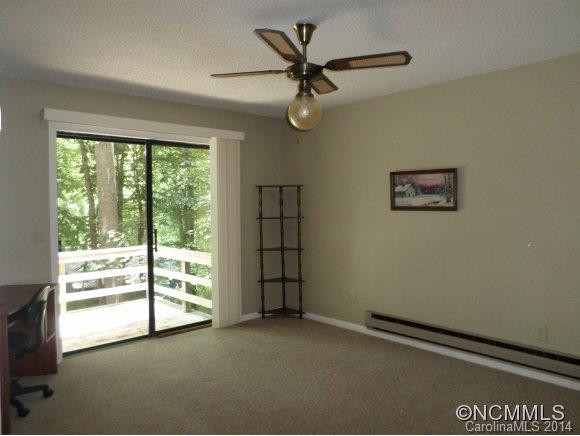34 Oakridge Drive - Photo 17