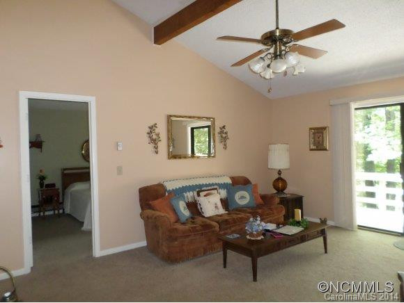34 Oakridge Drive - Photo 6