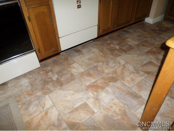 34 Oakridge Drive - Photo 8