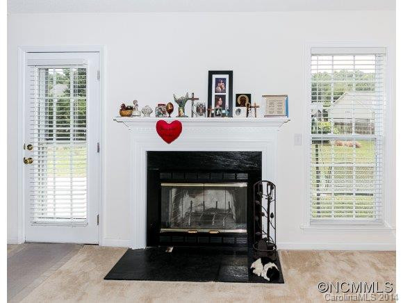 77 Misty Valley Road - Photo 8