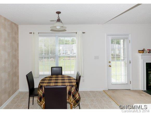 77 Misty Valley Road - Photo 10