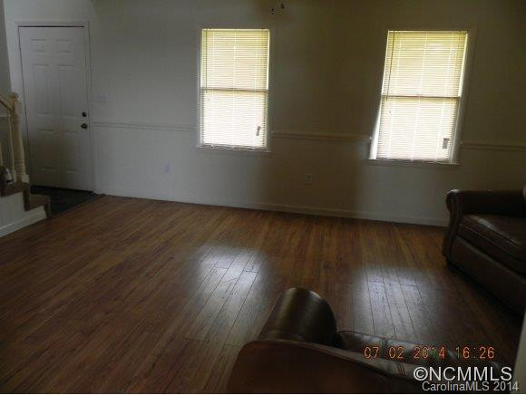 398 Harmon Road - Photo 4