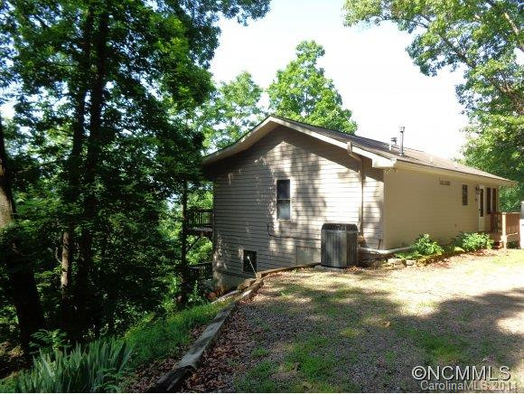 208 Tuckaway Road