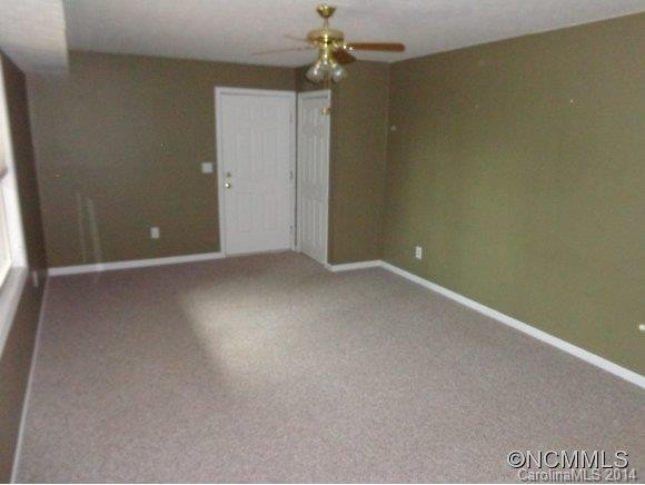 208 Tuckaway Road - Photo 7