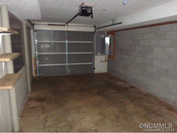208 Tuckaway Road - Photo 9