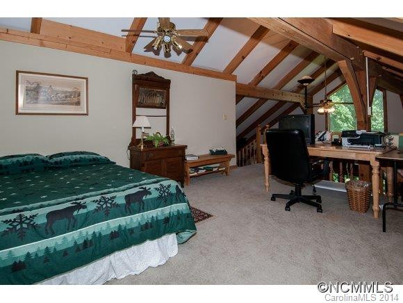 680 Crestmont Drive - Photo 15