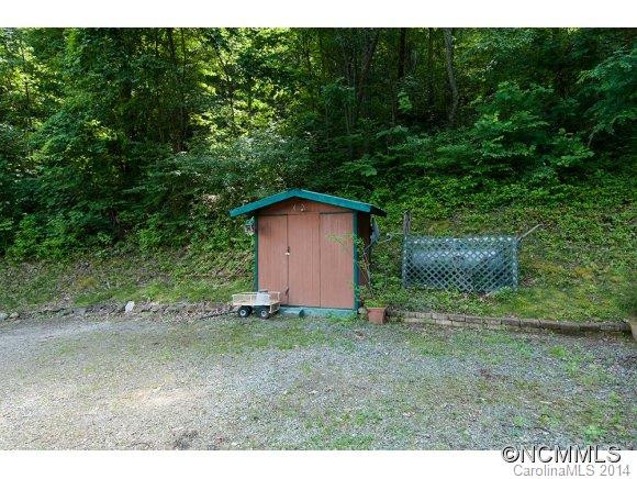 680 Crestmont Drive - Photo 23