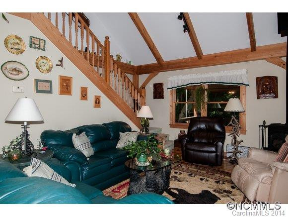 680 Crestmont Drive - Photo 5