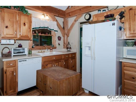 680 Crestmont Drive - Photo 7