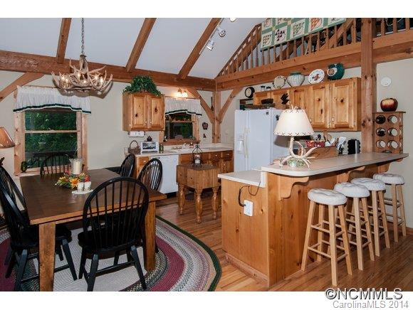 680 Crestmont Drive - Photo 8