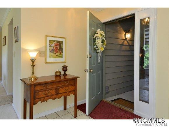 111 Bluffview Lane - Photo 2
